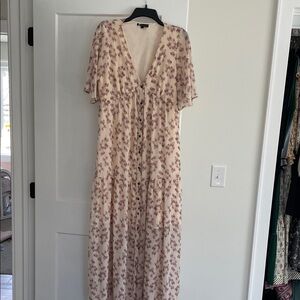 Elegant Floral Maxi Dress in Cream and Pink